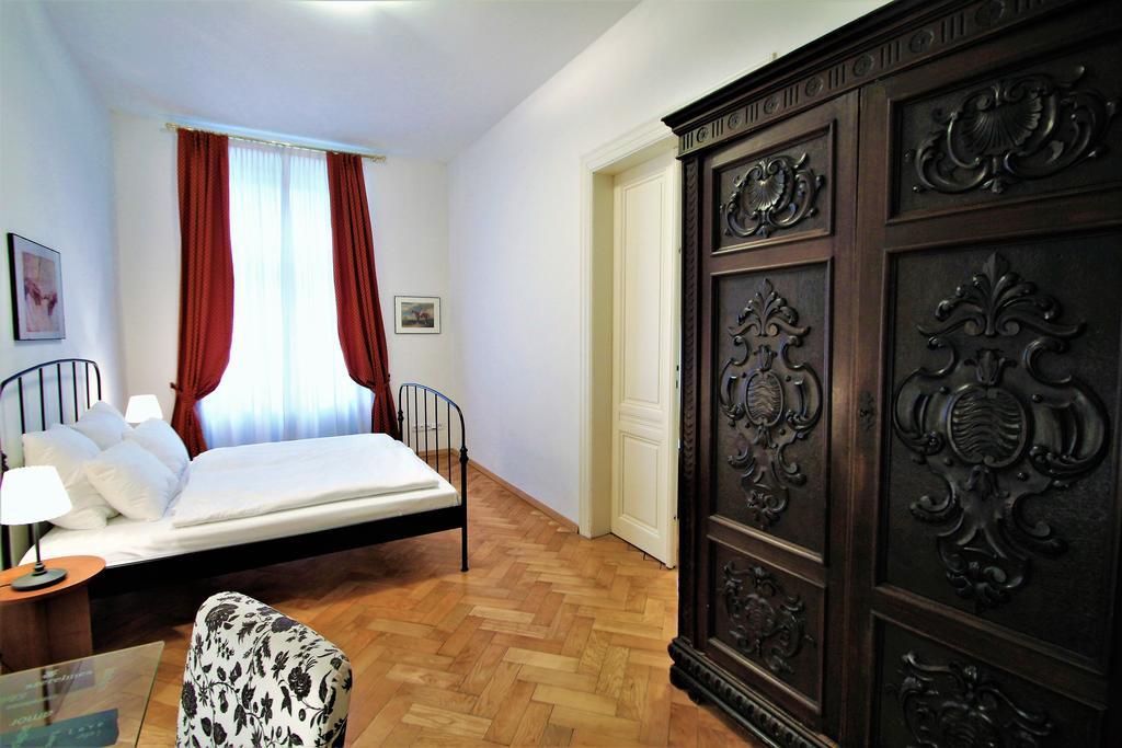 Residence Salvator - By Prague City Apartments Екстериор снимка