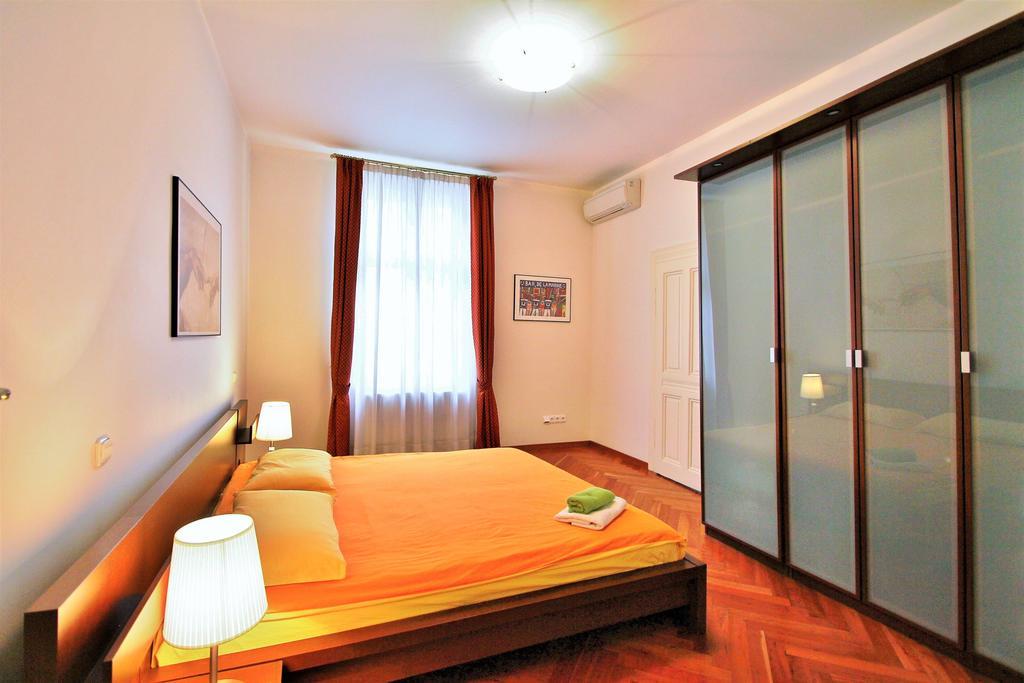 Residence Salvator - By Prague City Apartments Екстериор снимка