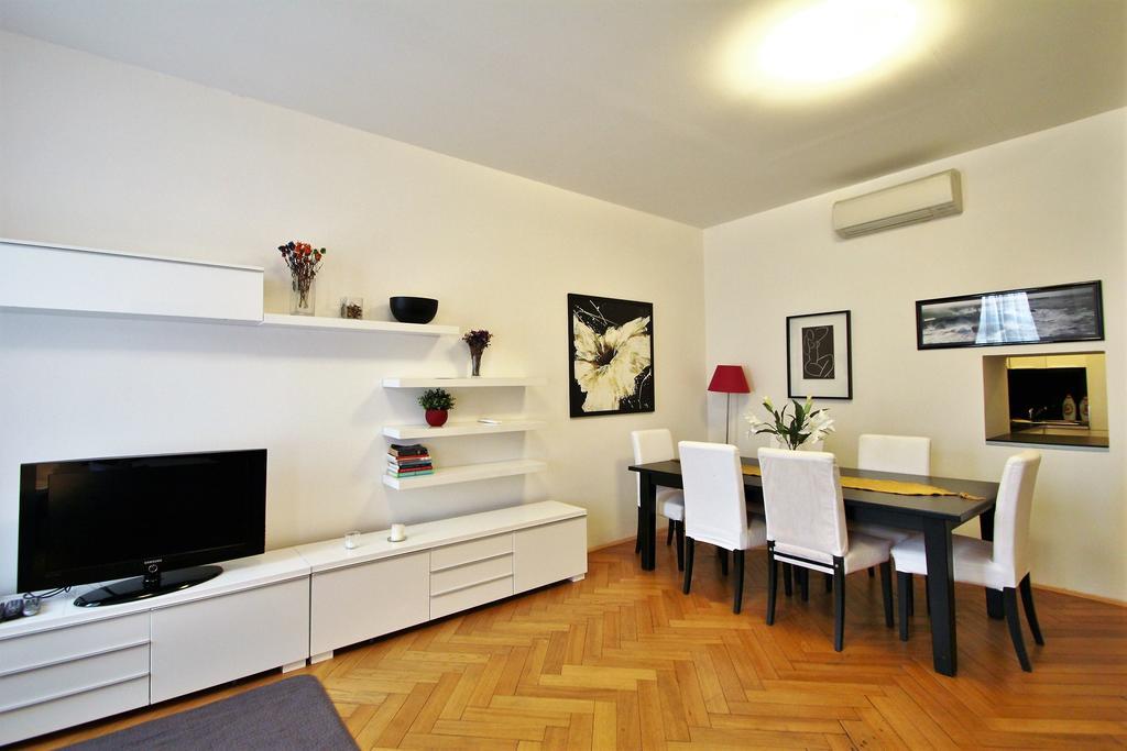 Residence Salvator - By Prague City Apartments Екстериор снимка