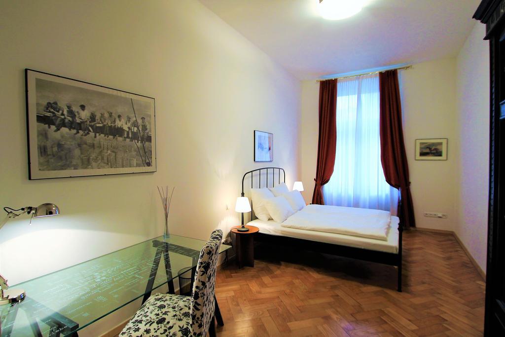 Residence Salvator - By Prague City Apartments Екстериор снимка